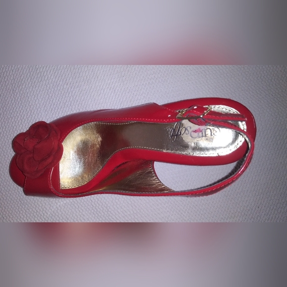 EuroSoft bySofft Red Slingback Sandal Shoes Women's US 7.5M - Picture 8 of 13
